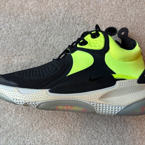 Nike Joyride CC3 Setter Men\'s Running Shoes Size 10.5 Black Volt AT6395-002 main image 10
